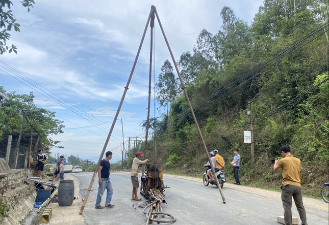 Cục trưởng Đường sắt Việt Nam nói về nguyên nhân sạt hầm Chí Thạnh ảnh 5