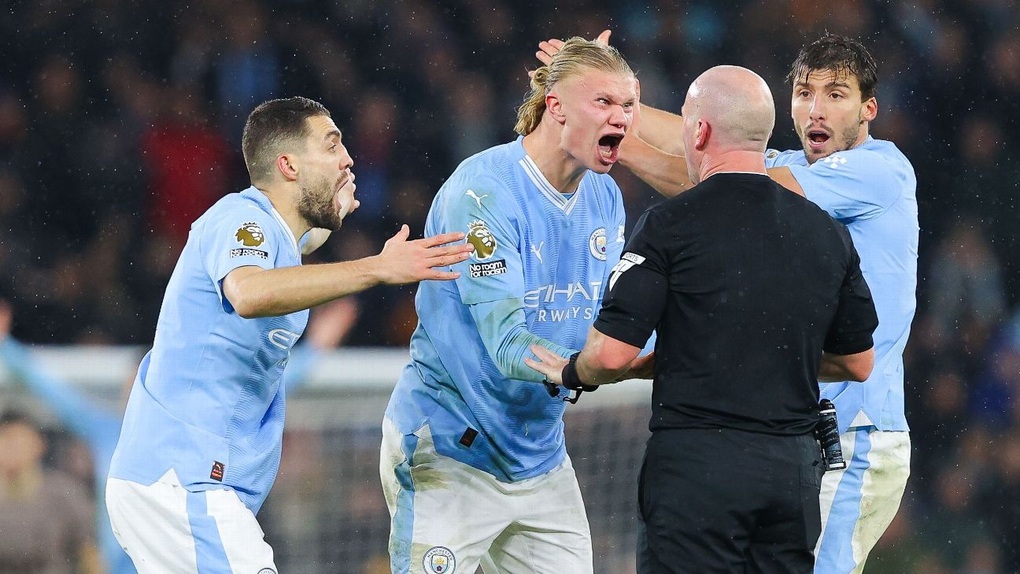 Trọng tài ra quyết định khó hiểu phút cuối, Guardiola và Haaland nổi điên - 4