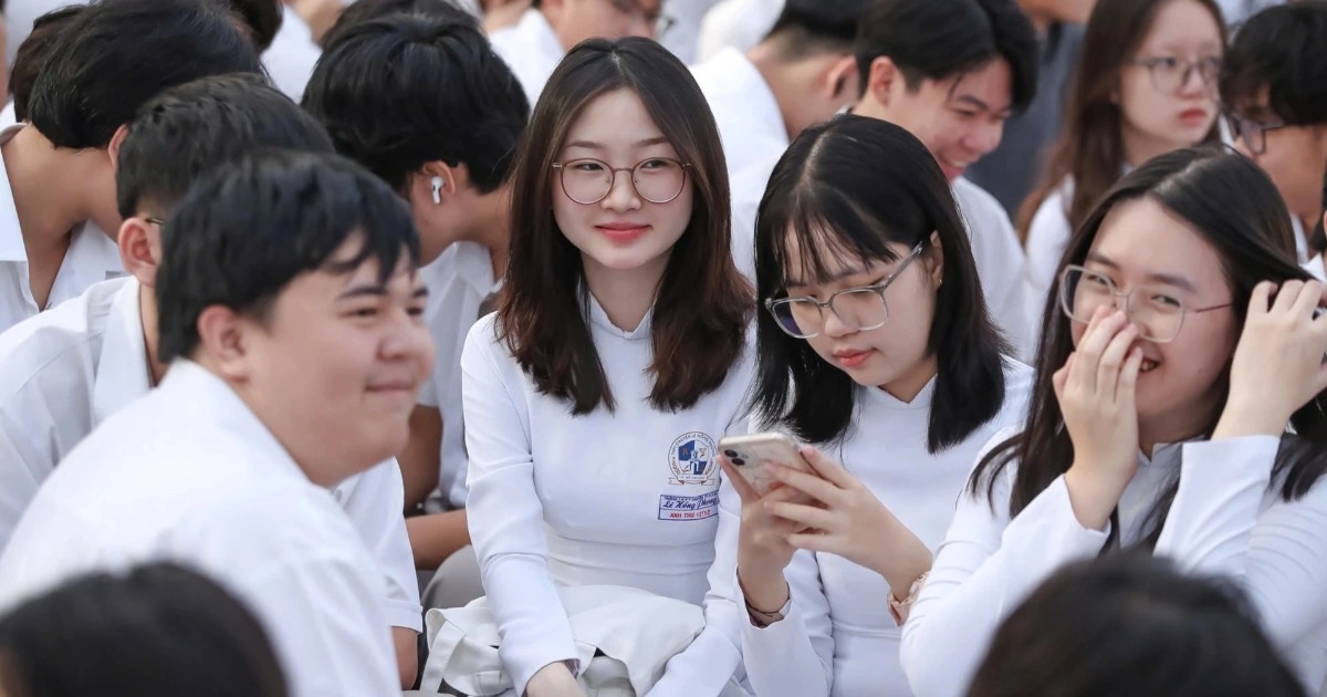 เสนอยกเว้นค่าเล่าเรียนบุตรครู : ครูในนครโฮจิมินห์ขอ...ไม่รับ