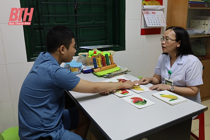 Những bác sĩ có “tinh thần thép” tại Bệnh viện Tâm thần