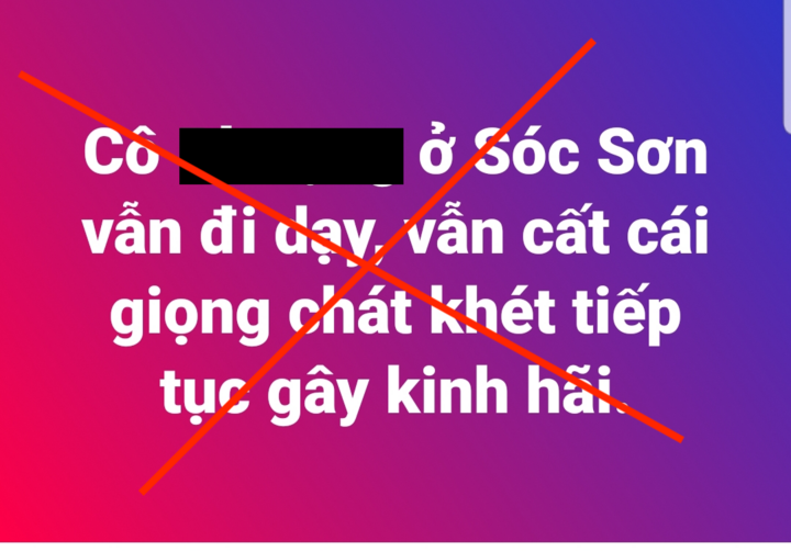 ข่าวปลอมเกี่ยวกับเหตุการณ์ครูบังคับให้นักเรียนคุกเข่าหน้าประตูห้องเรียน (ภาพหน้าจอ)