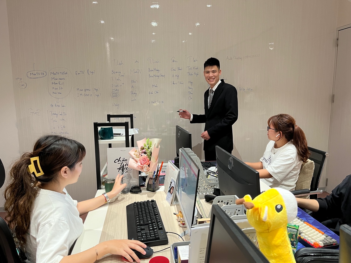 Doanh nhân Đỗ Tiến Thành: Muốn tiếp cận giới trẻ, doanh nghiệp phải lắng nghe mạng xã hội - Ảnh 2.