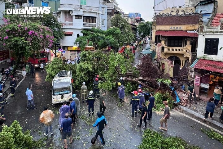 Hà Nội miễn giảm thuế cho người bị ảnh hưởng của bão Yagi