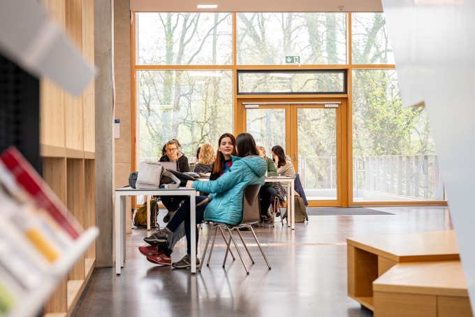 A corner of the campus of the Technical University of Munich (TUM) - Germany's No. 1 technical university. Photo: A.Eckert/TUM Fanpage