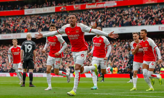 Le défenseur central Gabriel Magalhaes célèbre le premier but d'Arsenal contre Crystal Palace à l'Emirates Stadium de Londres, lors de la 21e journée de la Premier League anglaise, le 20 janvier 2024. Photo : Guardian