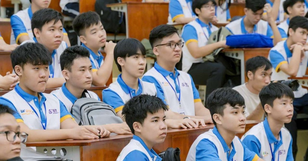 Đại học dùng biện pháp mạnh cảnh báo sinh viên chưa đạt chuẩn đầu ra tiếng Anh