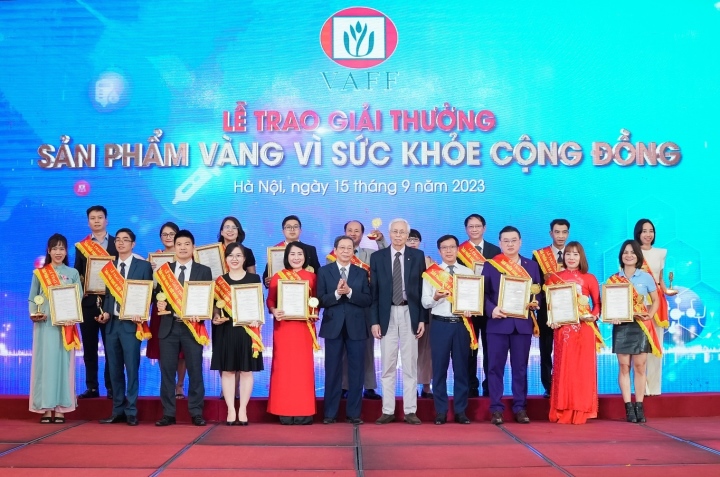 Lễ trao giải “Sản phẩm vàng vì sức khỏe cộng đồng năm 2023.