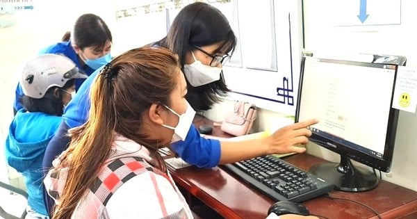 Ho Chi Minh City and Binh Duong pilot 'borderless' one-stop office, speeding up file processing