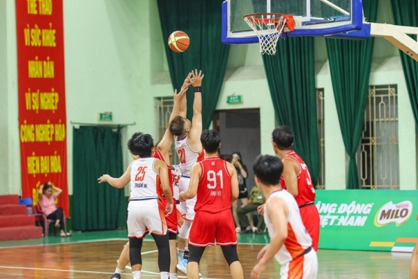 Plus de 1 000 étudiants participent au tournoi de basket-ball étudiant de la ville. Ho Chi Minh Ville 2023