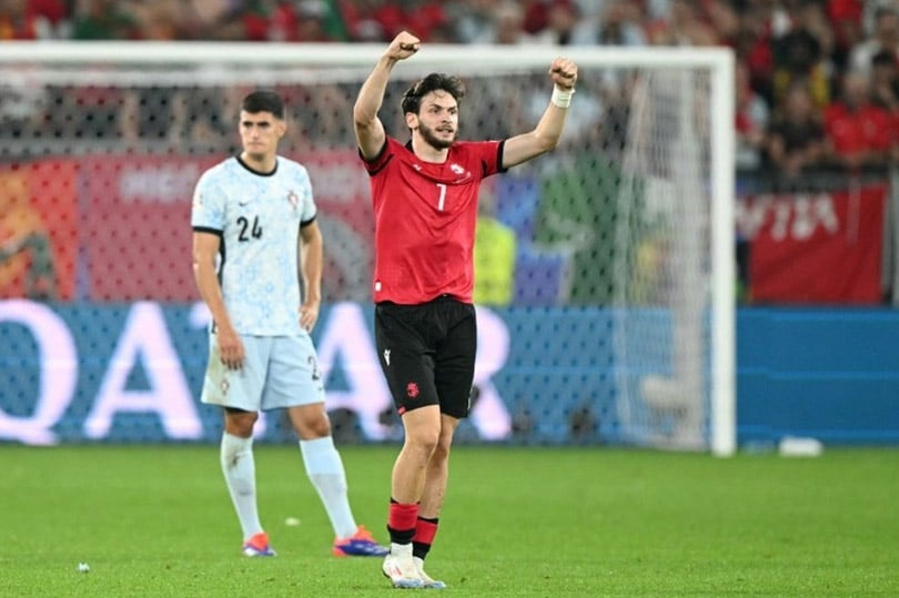 Kvaratskhelia und seine Teamkollegen schrieben Geschichte, indem sie Georgien zum Einzug ins Achtelfinale der EURO 2024 verhalfen. Foto: AFP