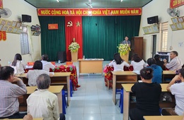 Pleiku City Party Secretary attends Party cell meeting of Group 2, Hoa Lu Ward