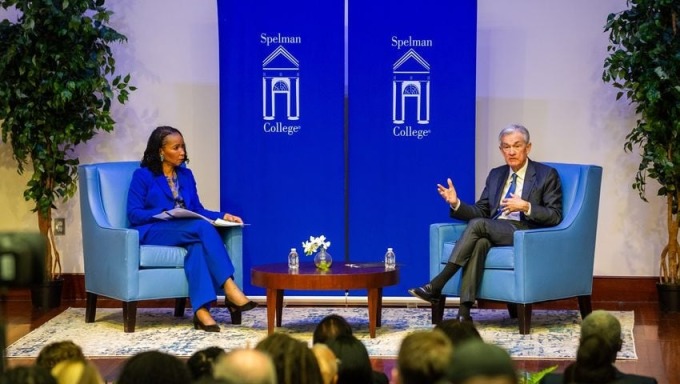 Herr Jerome Powell am 1. Dezember am Spelman College. Foto: Atlanta Journal Constitution