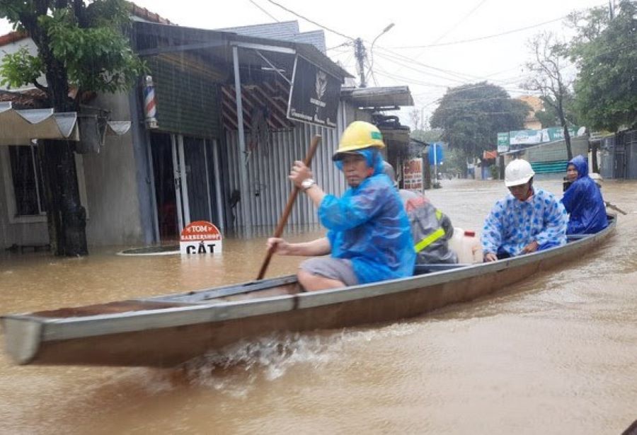 Nguy cơ mưa kéo dài gây lũ lớn, Thừa Thiên Huế tăng lưu lượng xả hồ thủy điện Bình Điền- Ảnh 1.