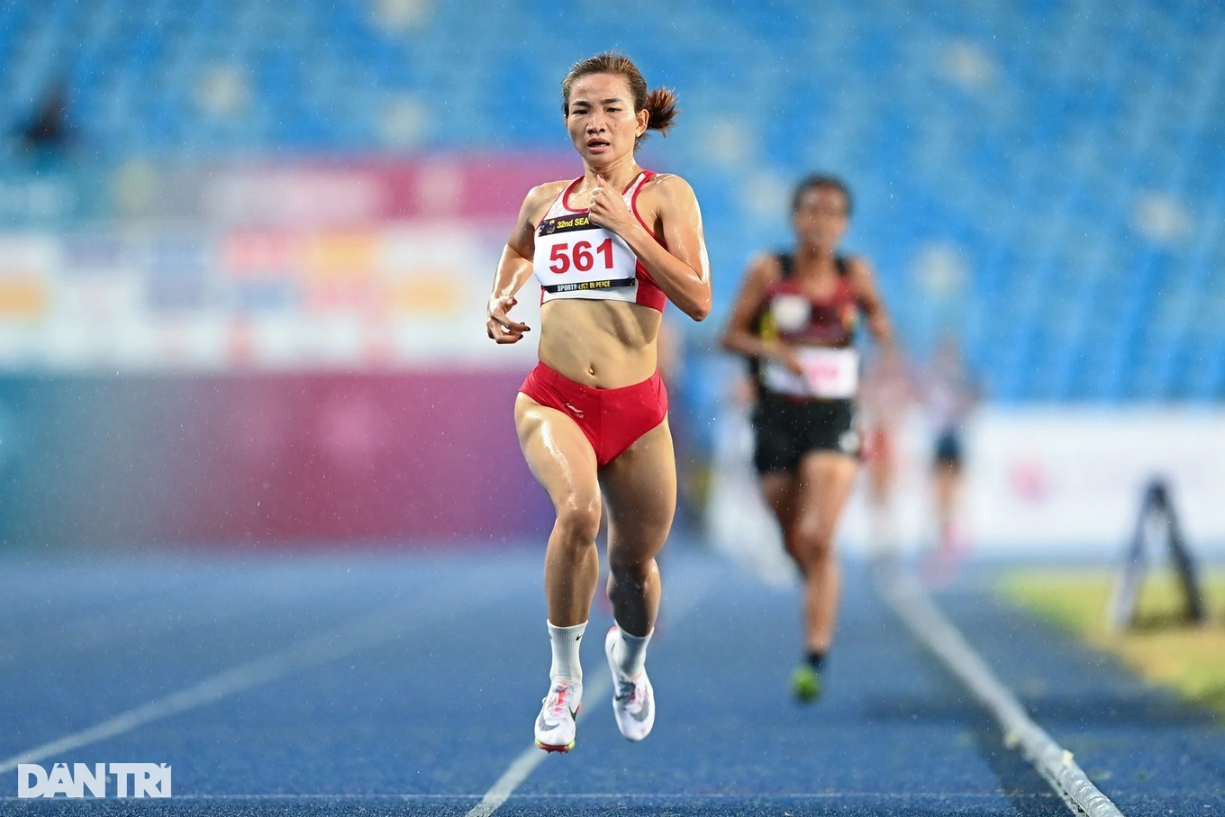 Nguyen Thi Oanh et Hoang Nguyen Thanh battent le record national de la distance de 21 km.