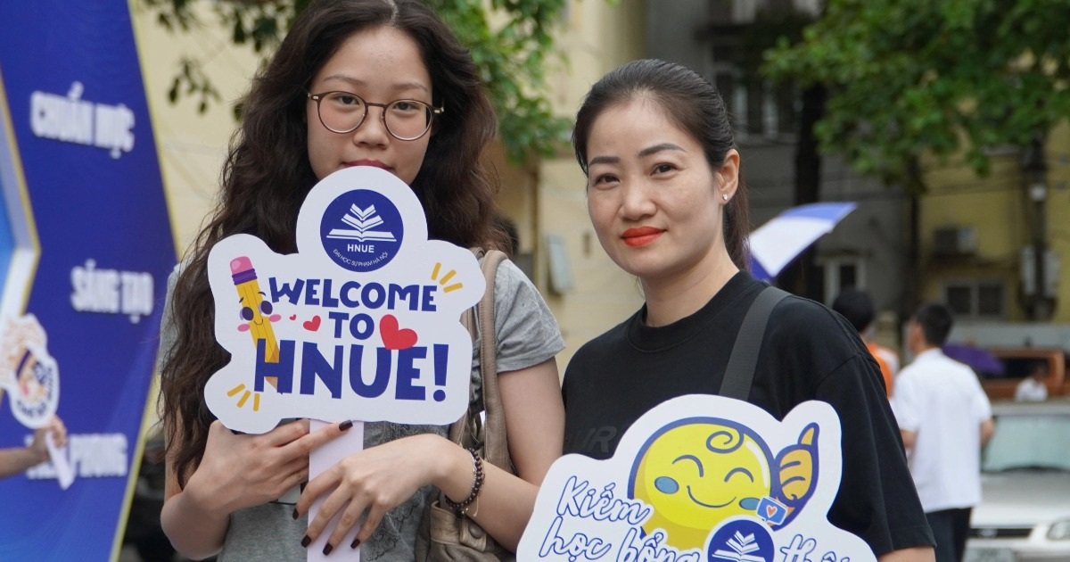 More than 100 national excellent students enrolled at Hanoi National University of Education