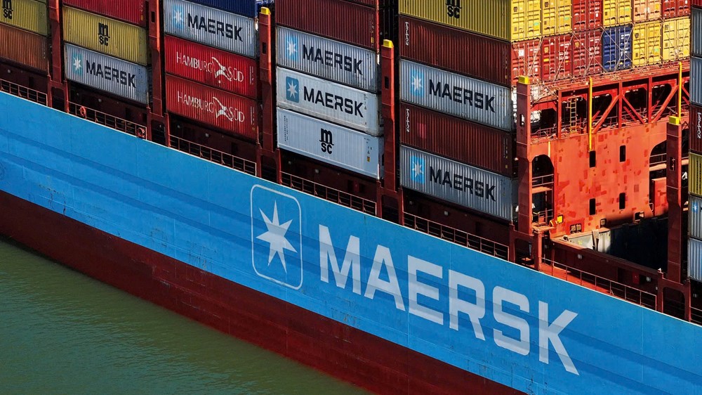 해운 대기업 Maersk, 하루 280톤의 CO2를 줄이는 '듀얼 메탄올' 연료 선박 출시