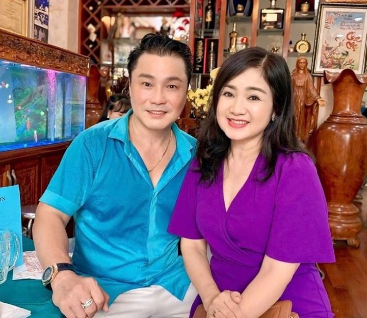 Ly Hung and Thu Ha reunited at the actor's private home in Ho Chi Minh City. Photo: NVCC.