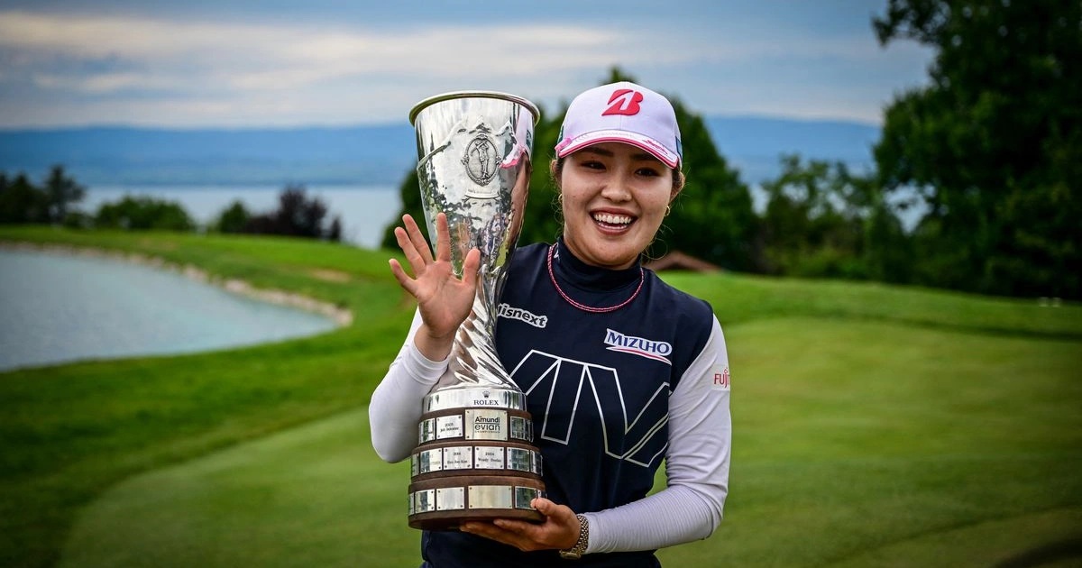 Tay golf ít tên tuổi người Nhật Bản vô địch giải Evian Championship