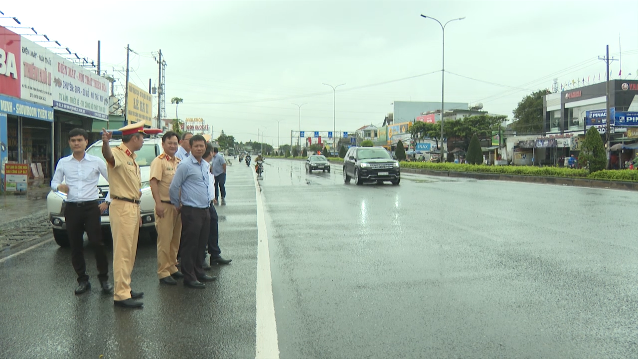 Khảo sát đoạn đường tử thần nối Đồng Nai với Bà Rịa – Vũng Tàu - Ảnh 1.