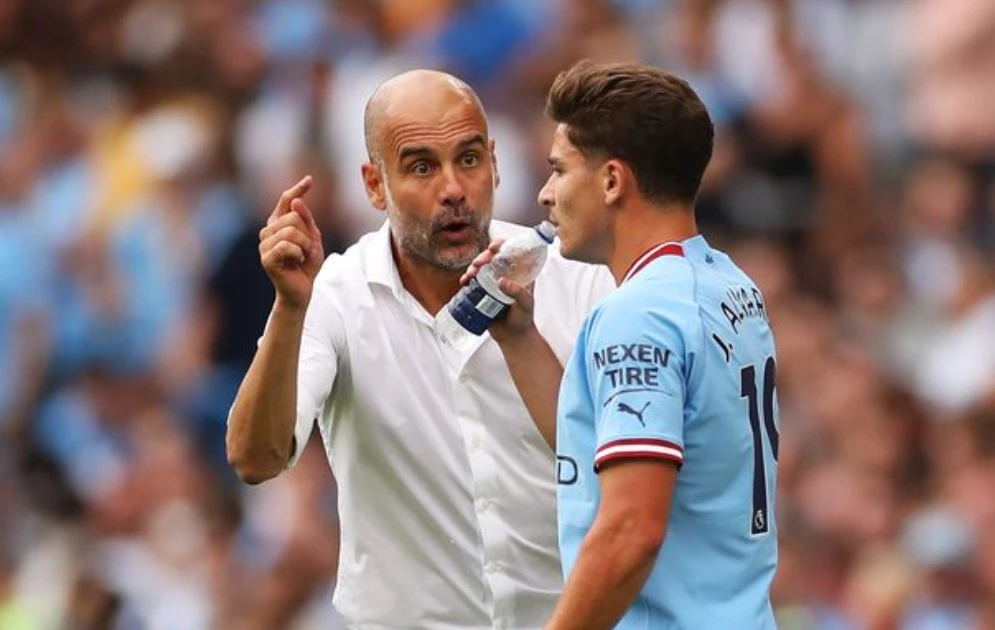 Pep công khai thừa nhận Man City đã ‘sai lầm' khi bán Julian Alvarez