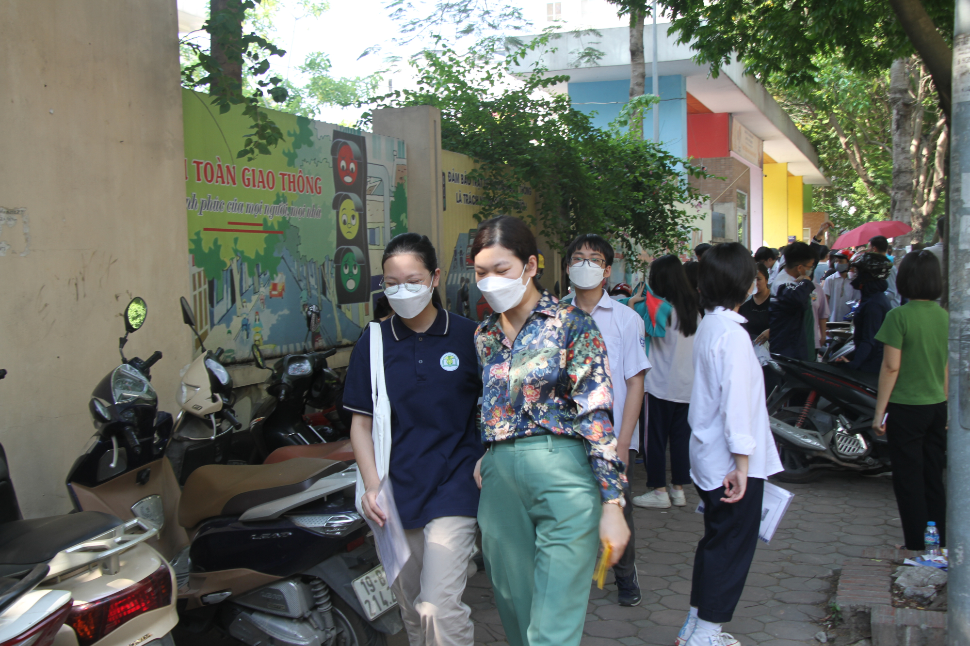 bat cap trong tuyen sinh lop 10 co nen chieu theo y phu huynh hinh 2