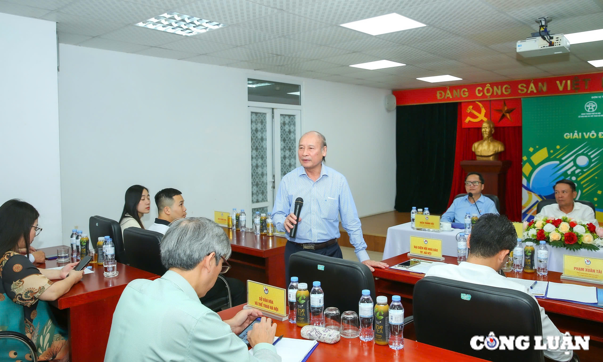 Formación deportiva para construir solidaridad entre los trabajadores. Foto 4