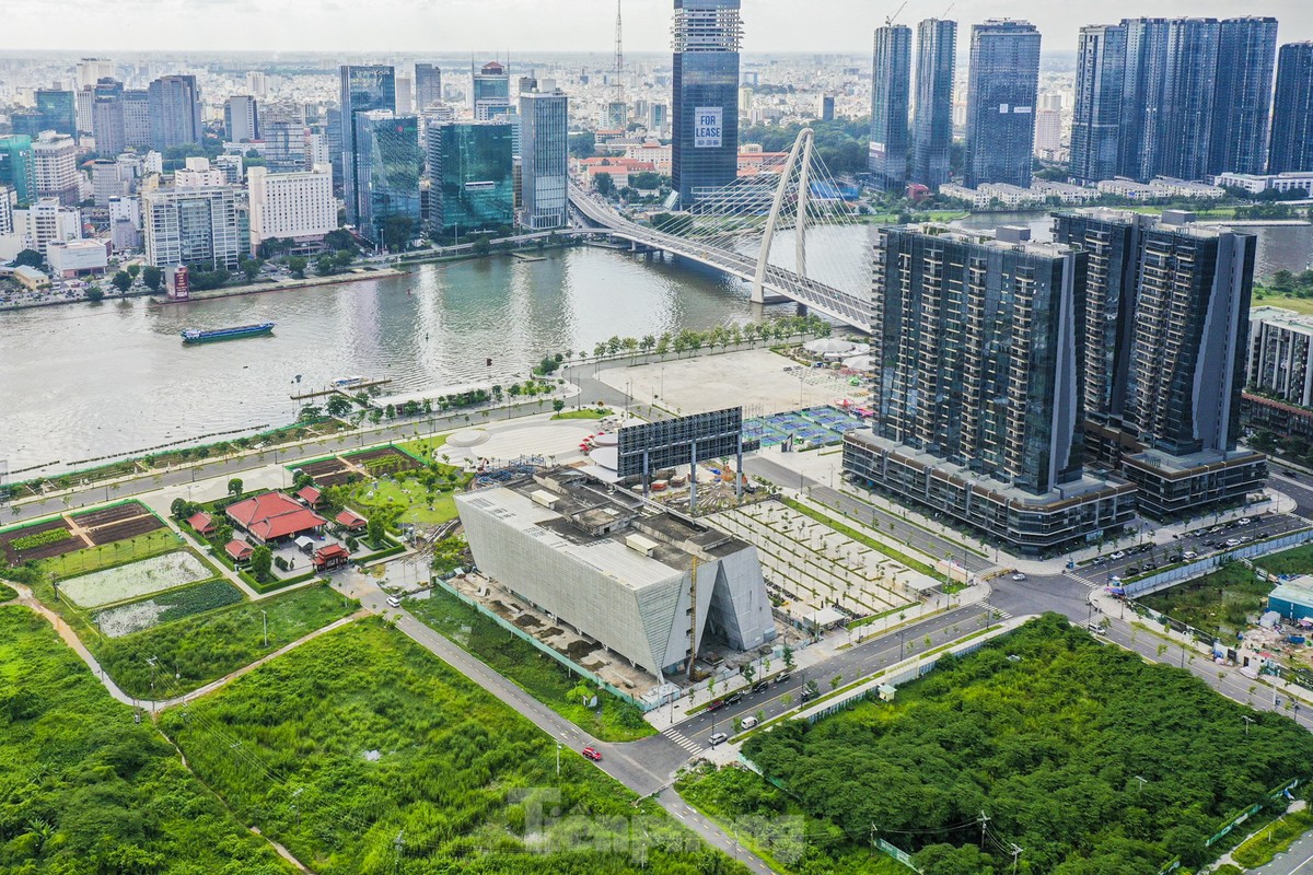 Aerial view of the 800 billion VND exhibition center in Thu Thiem about to be revived photo 1