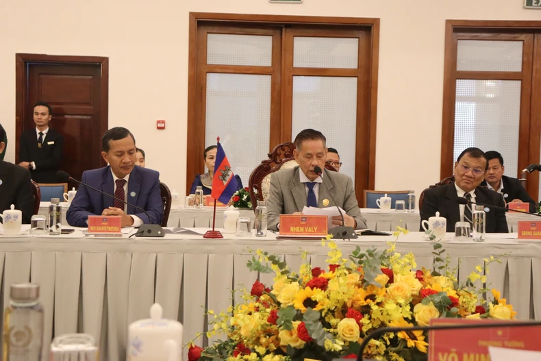 The 7th meeting between the Vietnamese Ministry of National Defense and the National Council of the Solidarity Front for the Development of the Cambodian Motherland photo 4