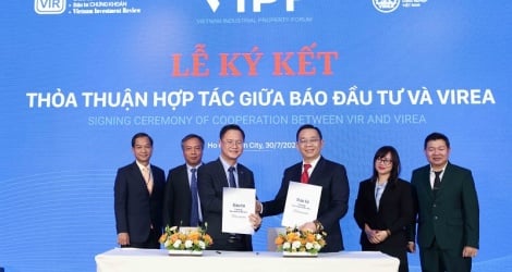 Báo Đầu tư ký kết hợp tác với VIREA truyền thông hoạt động khu công nghiệp