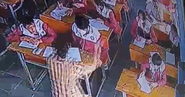 Fine of 3.75 million VND for teacher who slapped student during test