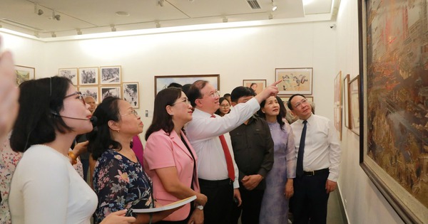 Exhibition of fine arts and photography works by authors awarded the Ho Chi Minh Prize and State Prize in 2022