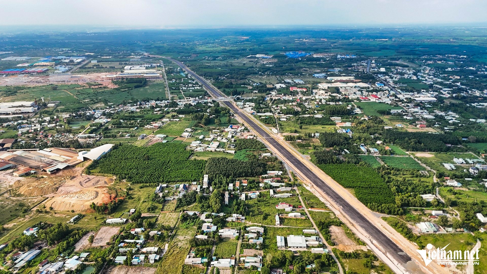 Autoroute Bien Hoa Vung Tau 8jpg 119010.jpg