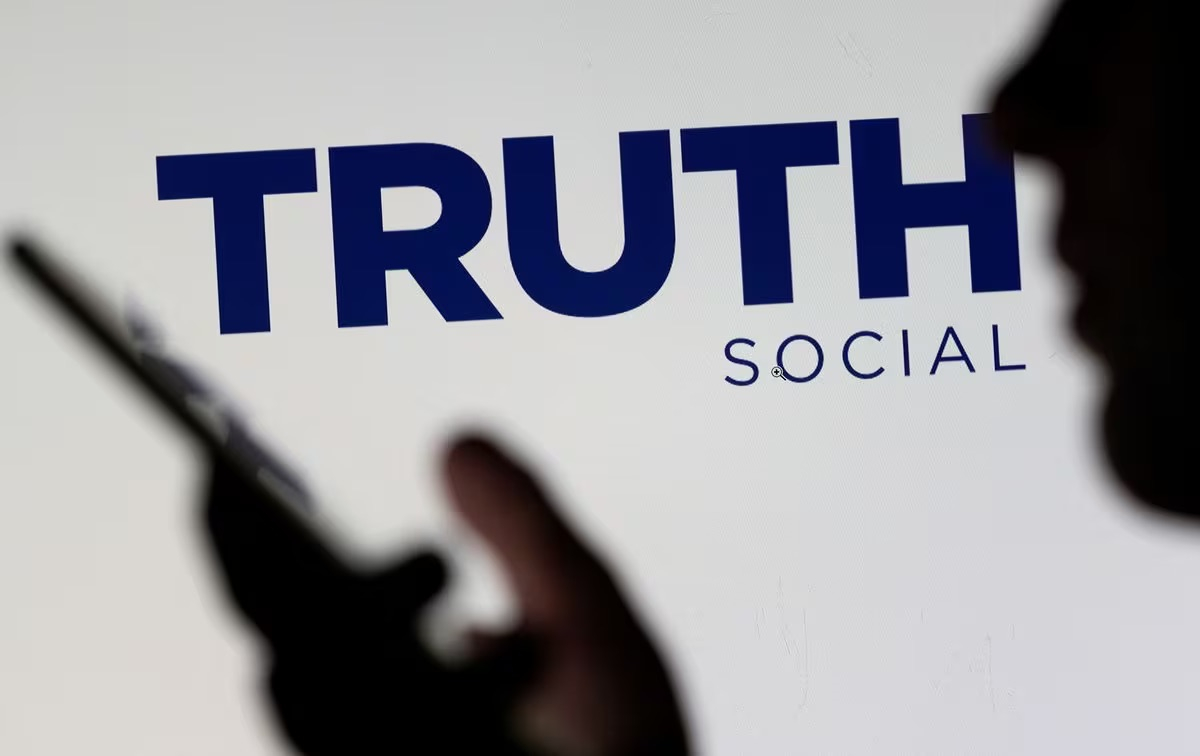 Trump's Truth Social network is valued at 10 billion dollars, picture 1