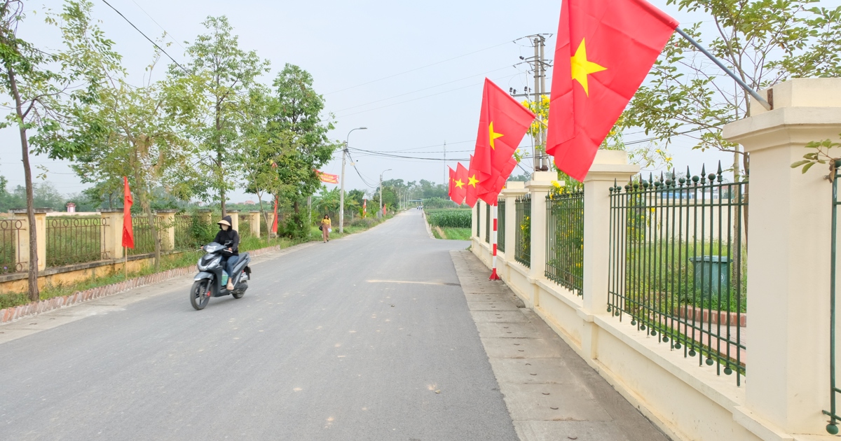 Hanoi reconnaît 8 communes répondant aux nouvelles normes du modèle rural en 2024