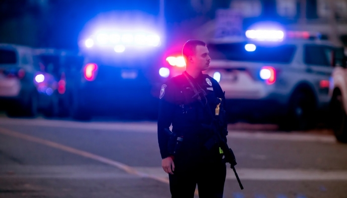 Gunman killed after killing one person at US hospital