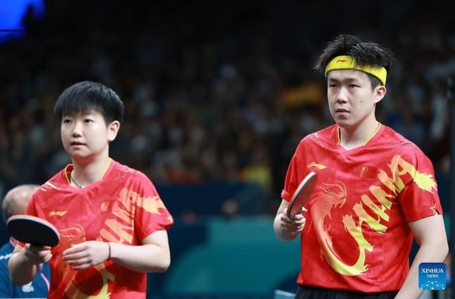 Chinese athletes lost their 'weapon' while celebrating the Paris Olympics gold medal photo 2