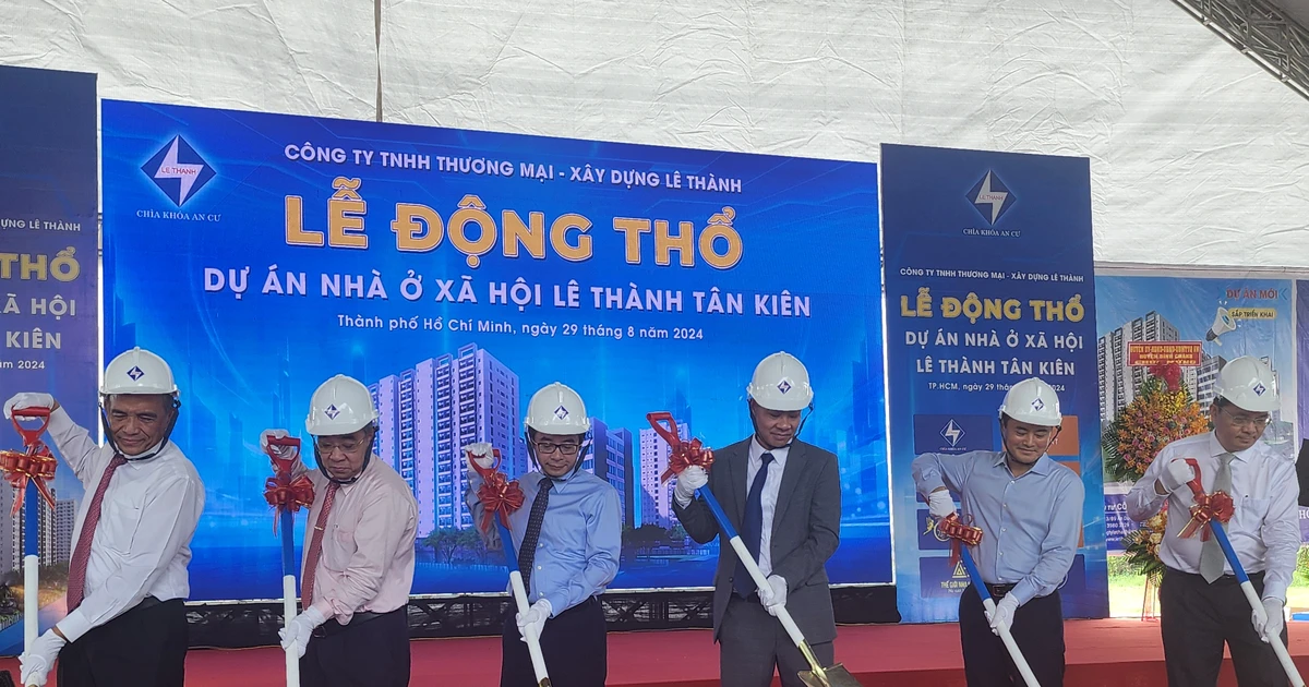 HCMC: พิธีวางศิลาฤกษ์โครงการบ้านพักอาศัยสังคม Le Thanh Tan Kien