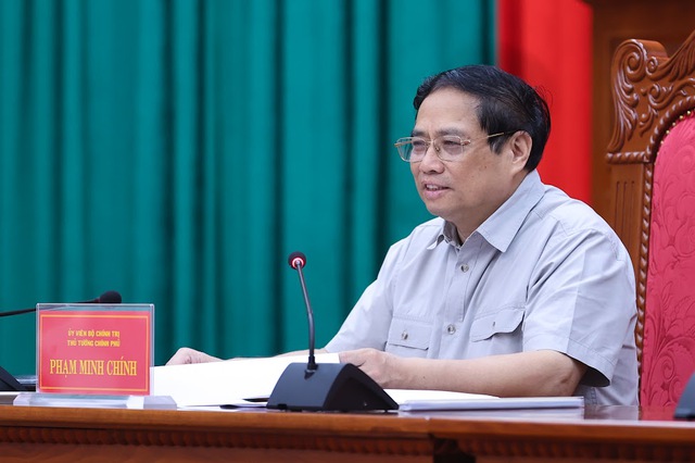 Prime Minister Pham Minh Chinh at the working session. Photo: VGP