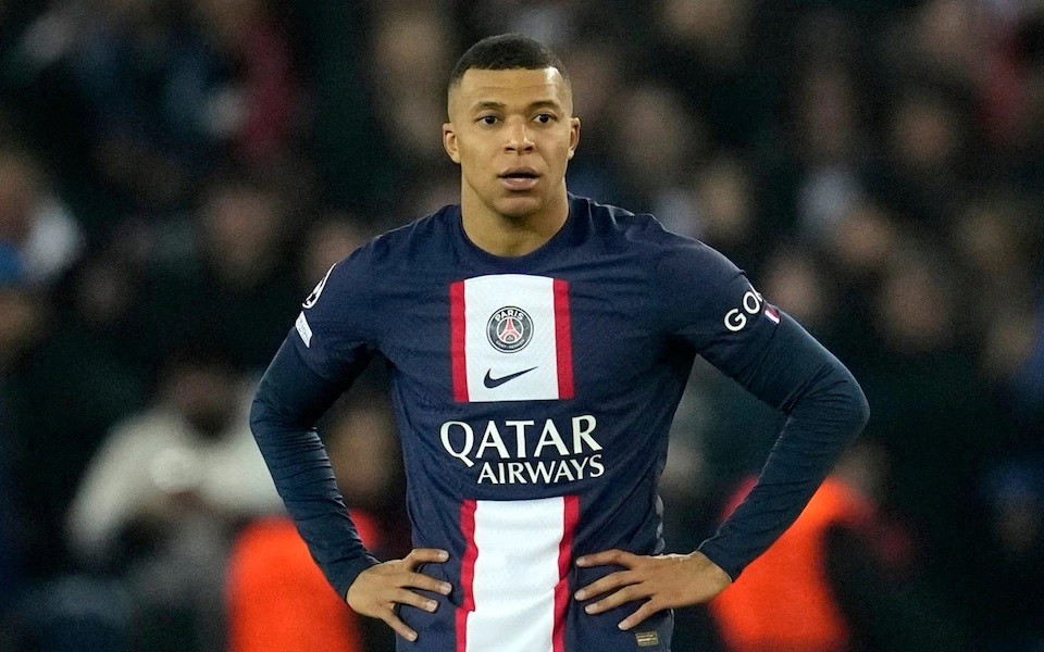 Chia sẻ với truyền thông, Mbappe khẳng định sẽ ở lại PSG. (Nguồn: AP)