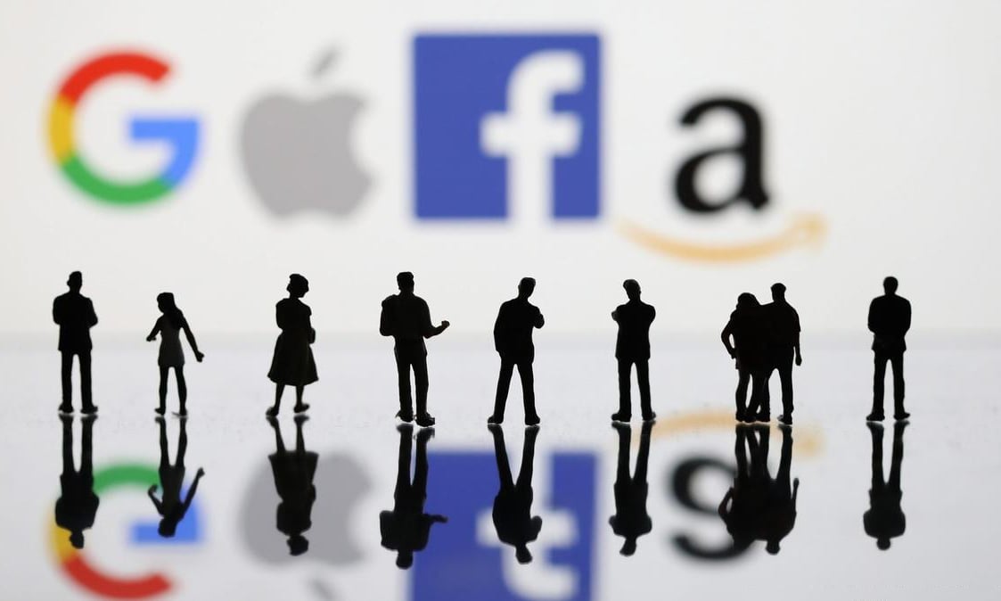 ¿Cuánto ganan los ingenieros de Apple y Google?