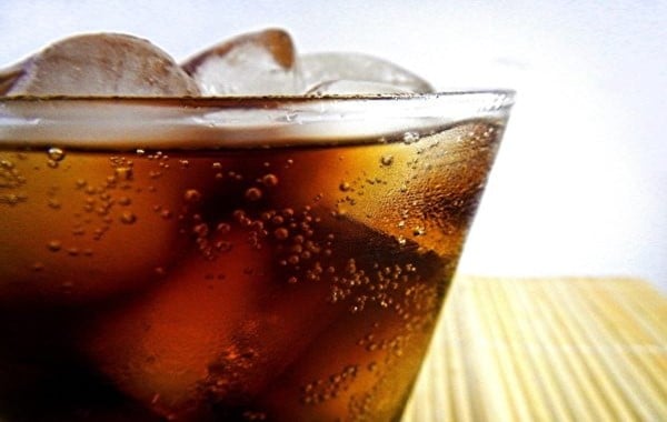 Tắc ruột do ăn măng, một bệnh nhân phải uống 9 lít coca để chữa tắc ruột