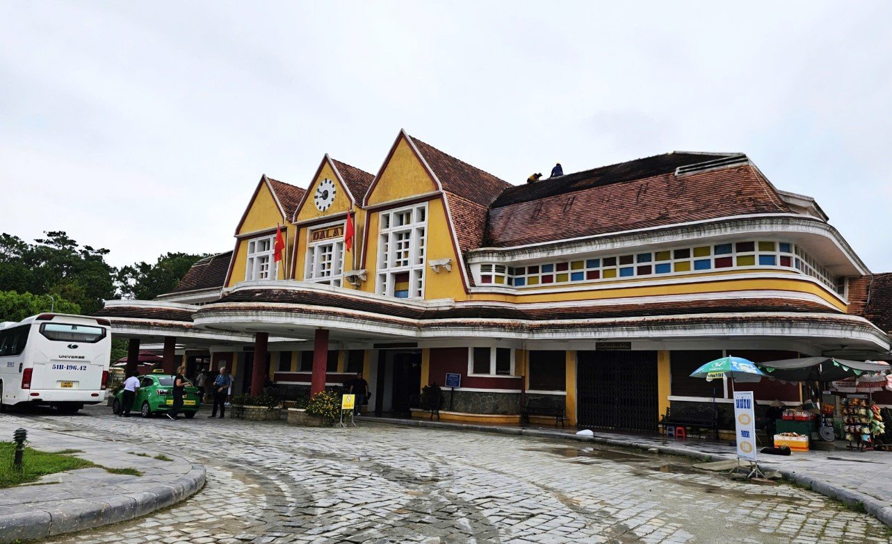 Prețul puiului din Dalat a crescut de 10 ori, provocând controverse, industria turismului și a divertismentului a făcut zgomot, imaginea 1