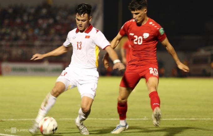 Ho Tan Tai im Freundschaftsspiel, das Vietnam am 1. Juni 2022 im Thong Nhat-Stadion mit 2:0 gegen Afghanistan gewann. Foto: Duc Dong