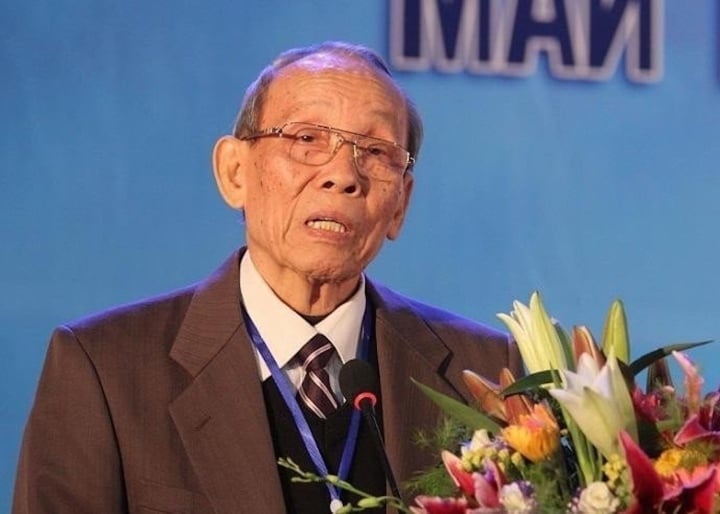 Professor Tran Hong Quan passed away at 1:00 p.m. on August 25 in Ho Chi Minh City, at the age of 86.