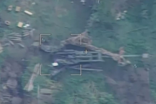 World - Russian Ka-52 pilot demonstrates skillful skills, dodging 2 Ukrainian missiles (Photo 3).