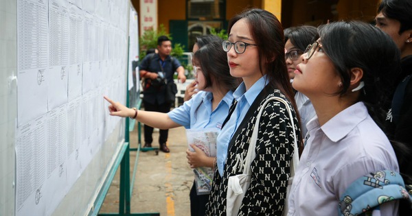 Los puntajes de referencia de la Universidad de Ciencias de la Ciudad de Ho Chi Minh aumentaron drásticamente, y algunas especialidades aumentaron 6,6 puntos.