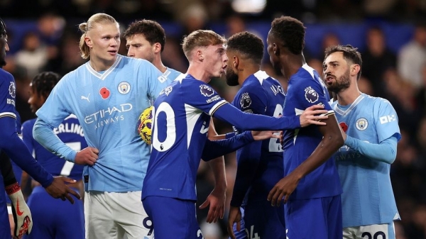 Hòa Chelsea, Man City tiếp tục dẫn đầu bảng xếp hạng; Liverpool thắng đậm Brentford