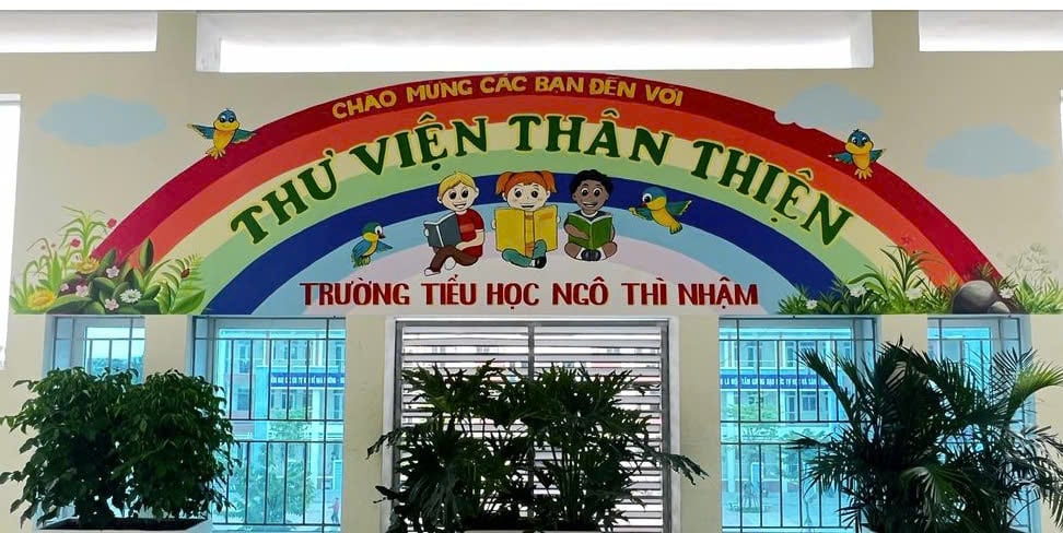 Xôn xao giáo viên phân công phụ huynh đến lớp trực nhật, hiệu trưởng nói gì? - Ảnh 1.