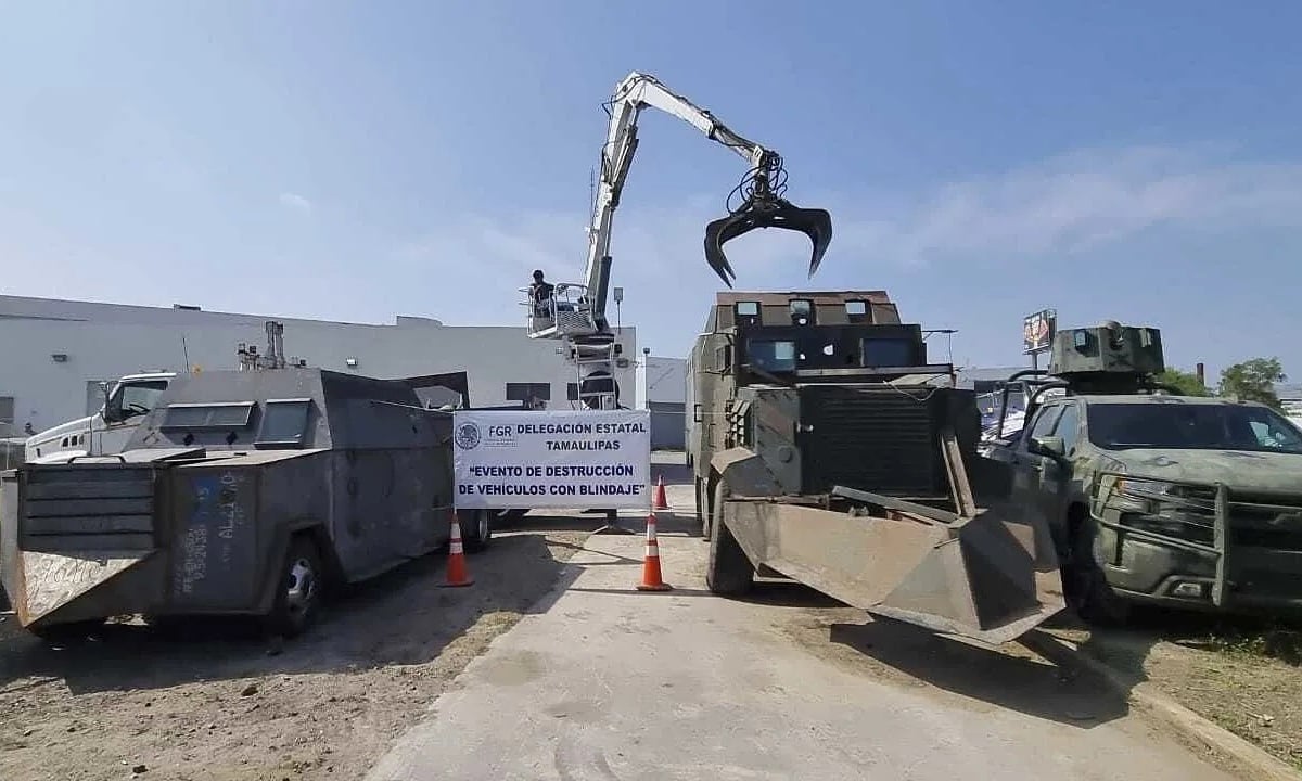 Mexiko zerstört 14 selbstgebaute Panzerwagen von Drogenbanden