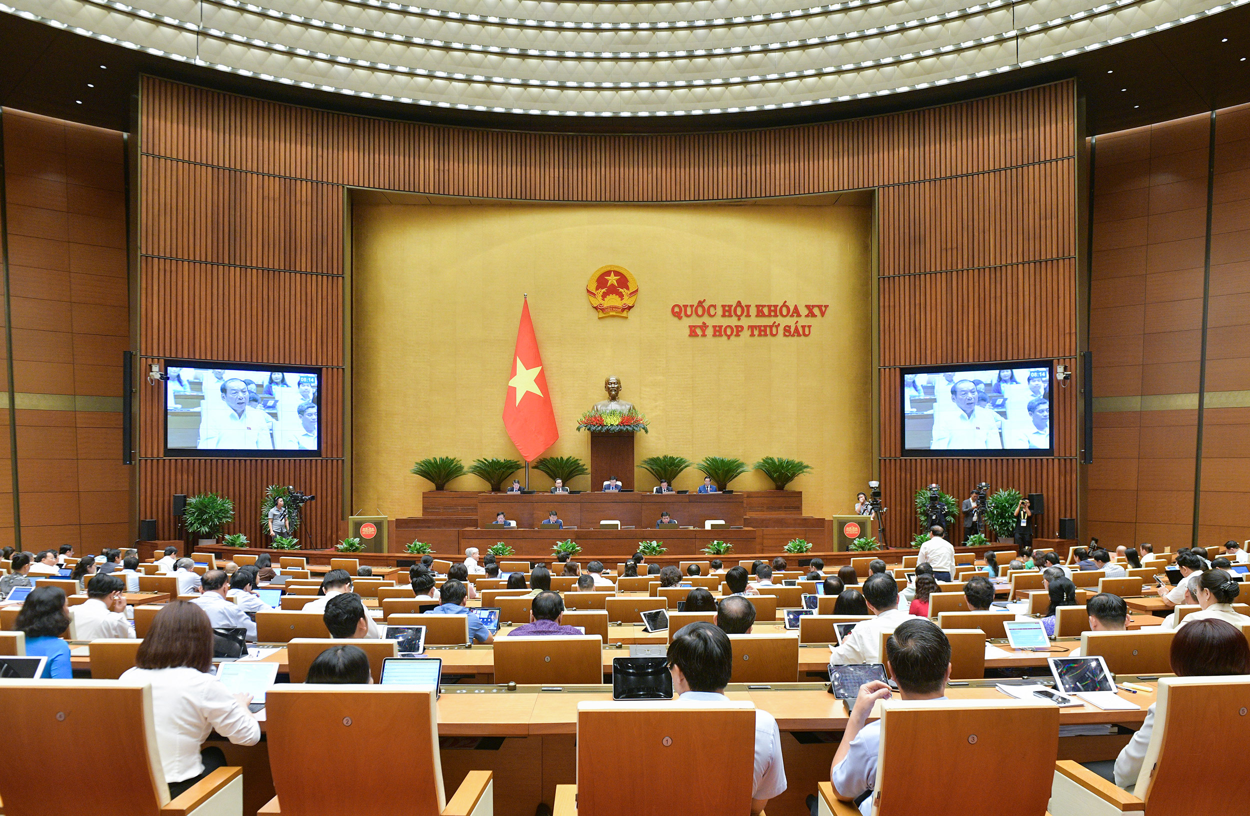 Đối thoại - Bộ trưởng Nguyễn Văn Hùng nêu giải pháp khắc phục đạo đức xuống cấp (Hình 2).